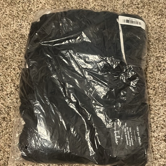 NWT Lulu's one shoulder midi dress - Picture 5 of 5